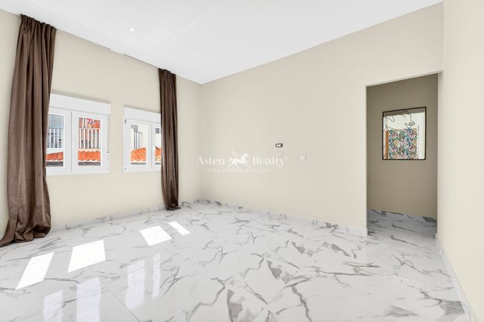 Image No.13-2 Bed Apartment for sale