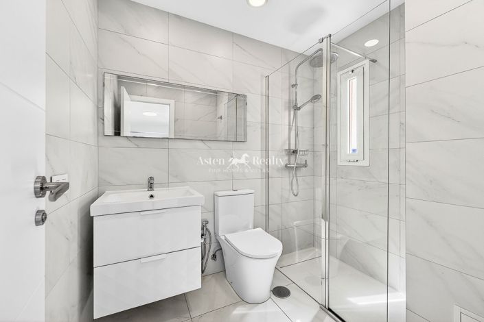 Image No.27-2 Bed Apartment for sale