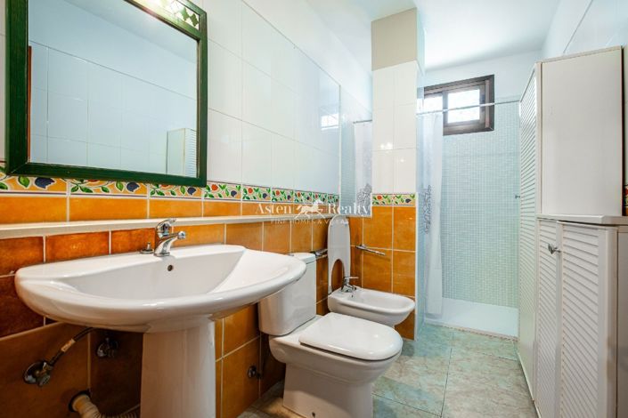 Image No.16-2 Bed Apartment for sale