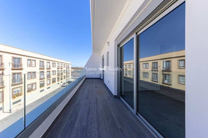 Image No.14-2 Bed Flat for sale