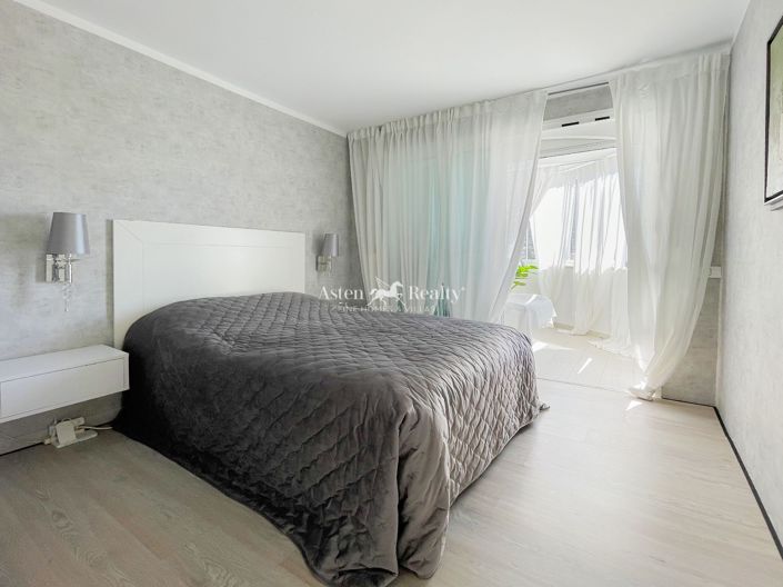 Image No.11-1 Bed Apartment for sale