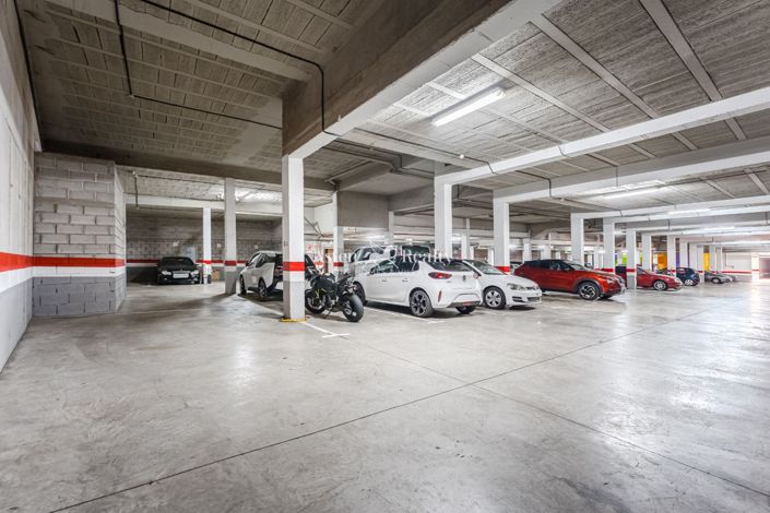 Image No.14-2 Bed Flat for sale