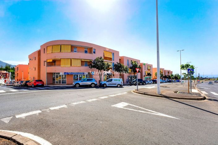 Image No.16-2 Bed Flat for sale