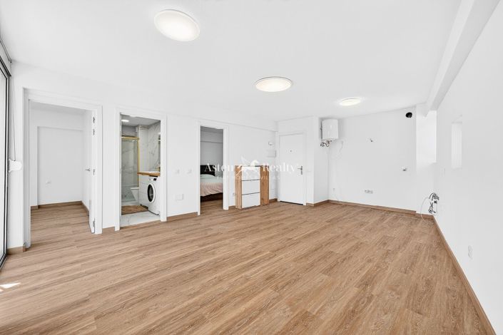 Image No.2-2 Bed Flat for sale