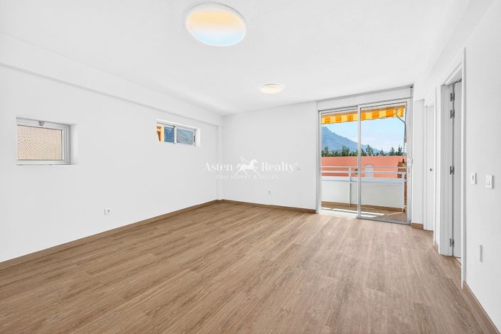 Image No.5-2 Bed Flat for sale
