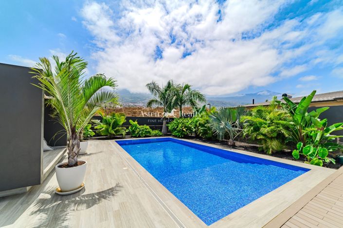 Image No.6-Villa de 4 chambres à vendre à Puerto De La Cruz