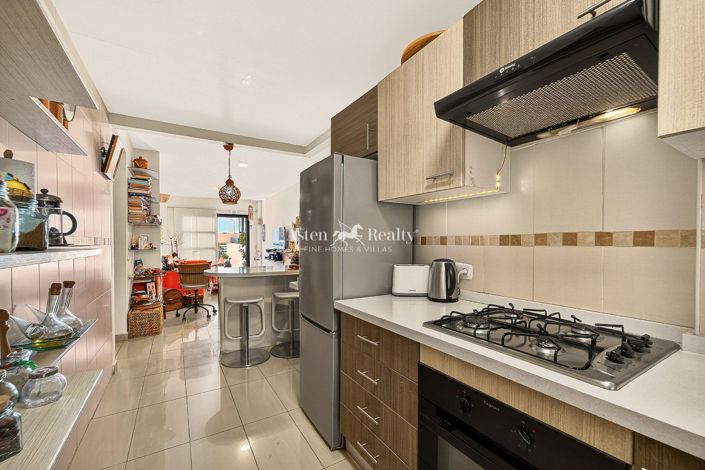 Image No.17-2 Bed Apartment for sale