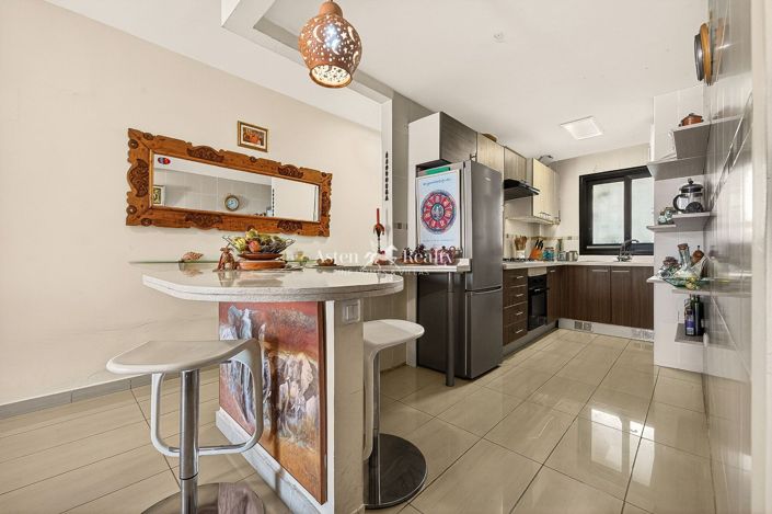 Image No.19-2 Bed Apartment for sale