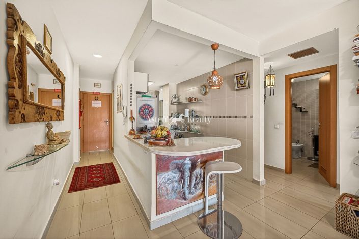 Image No.20-2 Bed Apartment for sale