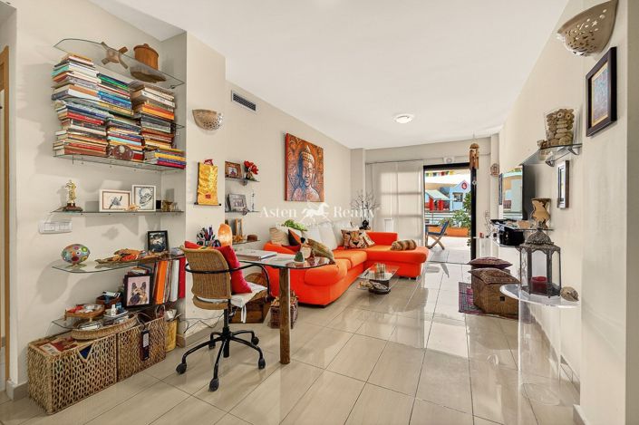 Image No.21-2 Bed Apartment for sale