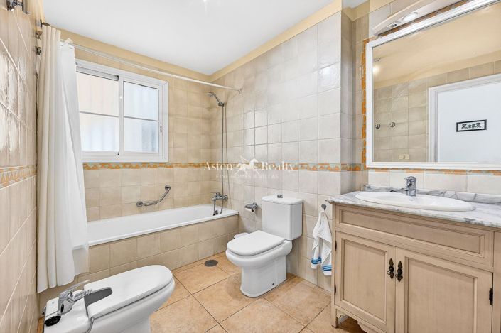 Image No.15-1 Bed Penthouse for sale