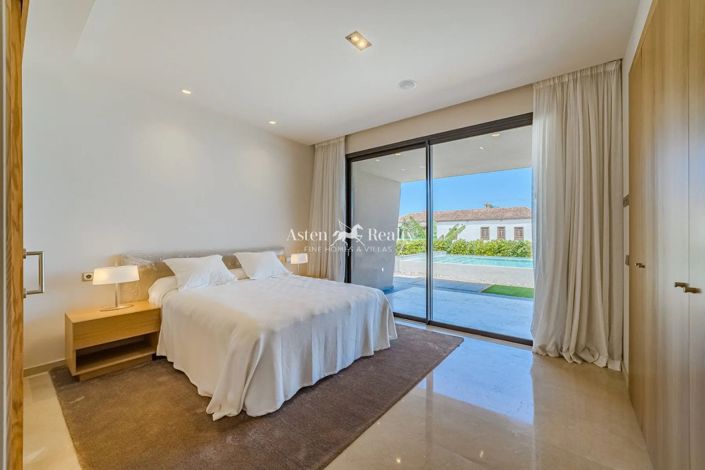 Image No.12-Villa de 4 chambres à vendre à Puerto De La Cruz