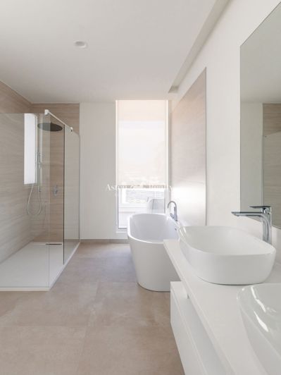 Image No.17-3 Bed Villa for sale