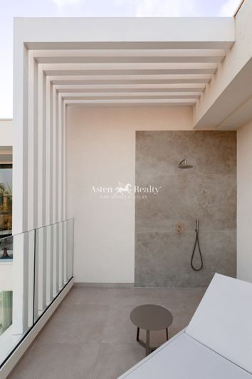 Image No.19-3 Bed Villa for sale