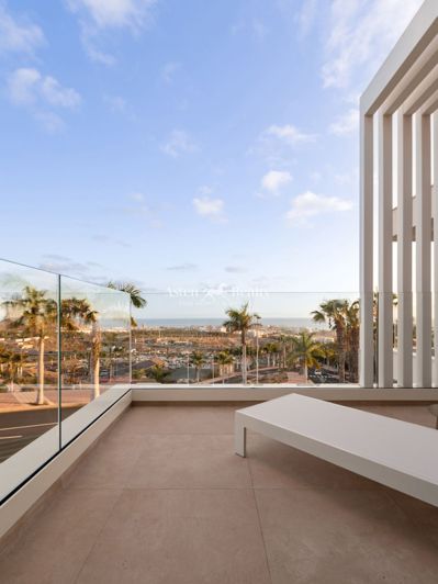 Image No.21-3 Bed Villa for sale