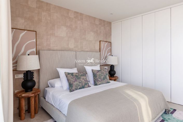 Image No.18-3 Bed Villa for sale