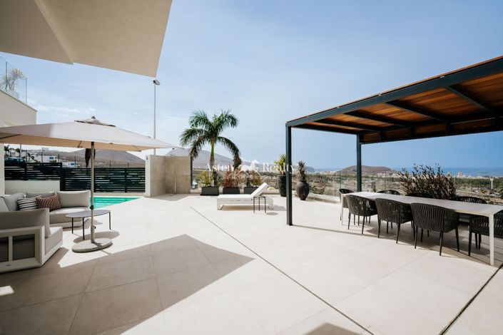 Image No.5-3 Bed Villa for sale