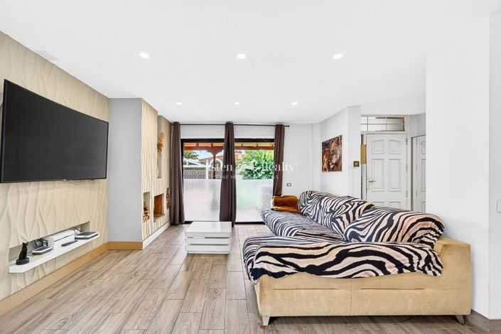 Image No.30-3 Bed Villa for sale