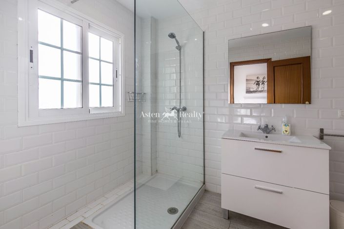 Image No.9-3 Bed Penthouse for sale