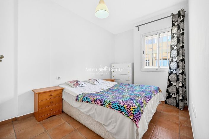 Image No.12-3 Bed Flat for sale