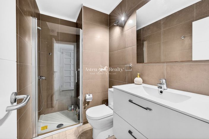 Image No.13-1 Bed Apartment for sale