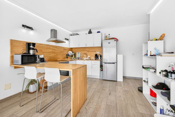 Image No.9-1 Bed Apartment for sale