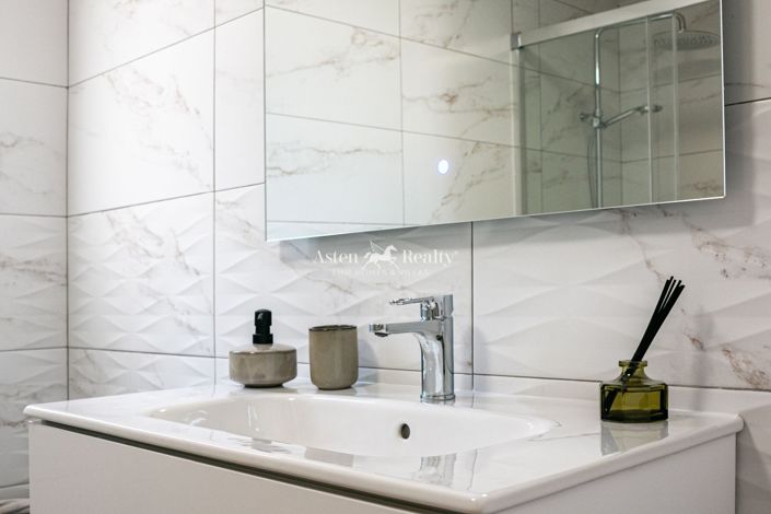 Image No.20-1 Bed Penthouse for sale