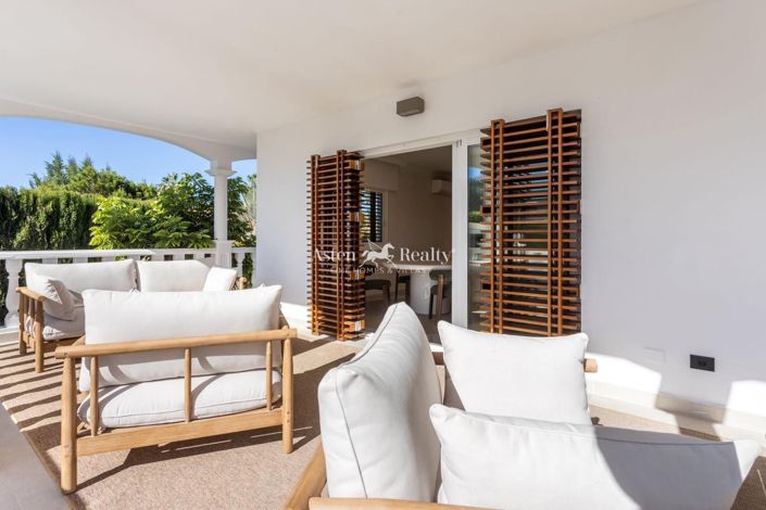 Image No.13-5 Bed Villa for sale