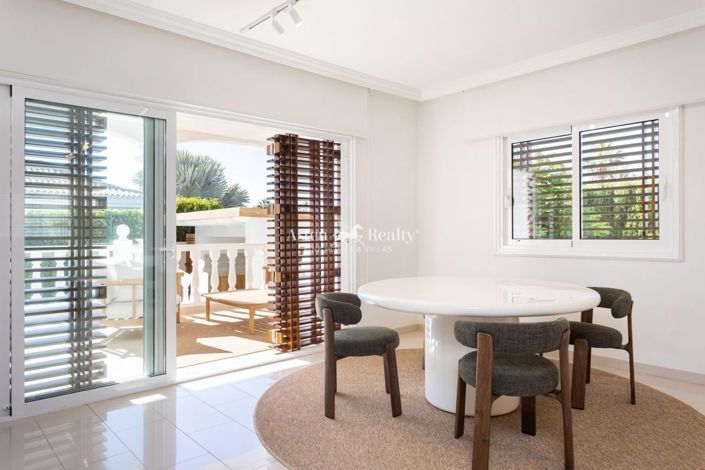 Image No.22-5 Bed Villa for sale