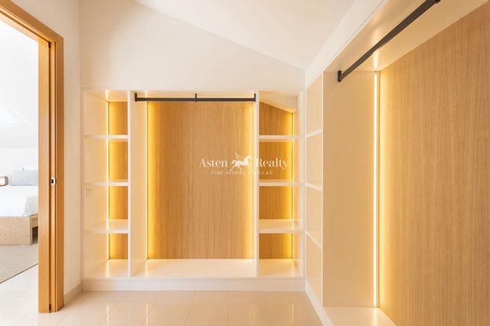 Image No.27-5 Bed Villa for sale