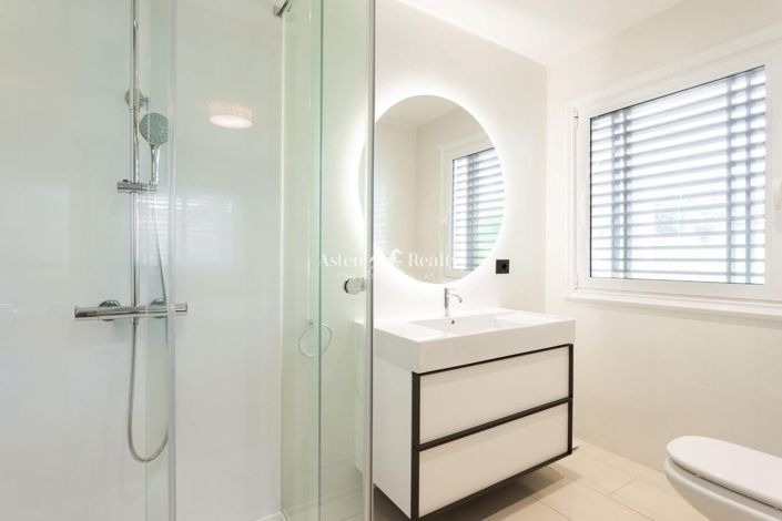 Image No.32-5 Bed Villa for sale