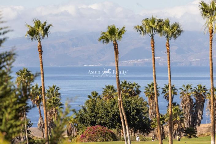 Image No.46-5 Bed Villa for sale