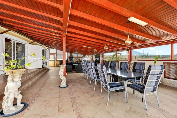 Image No.12-14 Bed Villa for sale