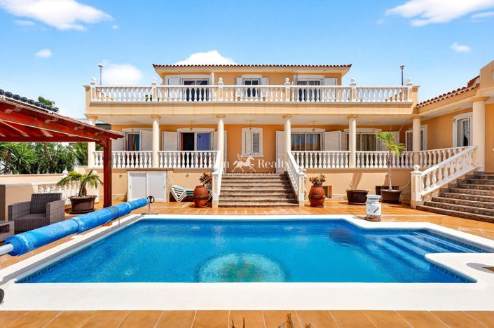 Image No.2-14 Bed Villa for sale