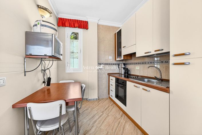 Image No.36-14 Bed Villa for sale