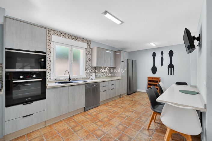 Image No.11-4 Bed Villa for sale