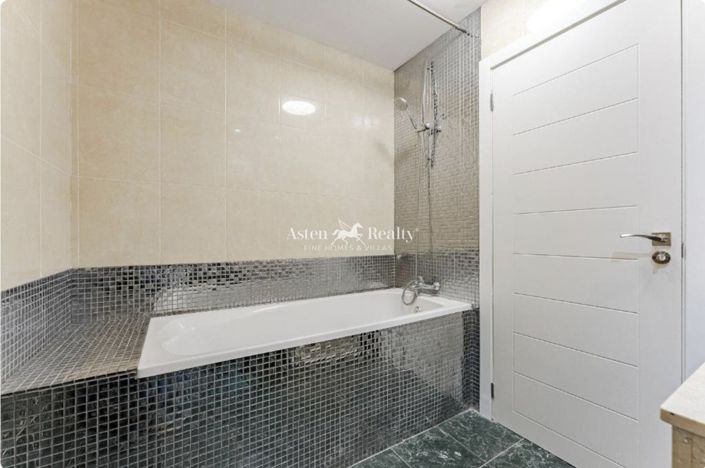 Image No.18-Villa de 4 chambres à vendre à Los Cristianos