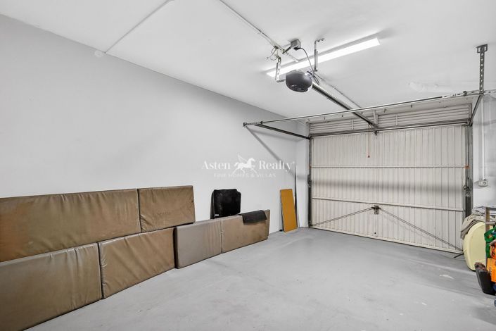 Image No.39-4 Bed Villa for sale