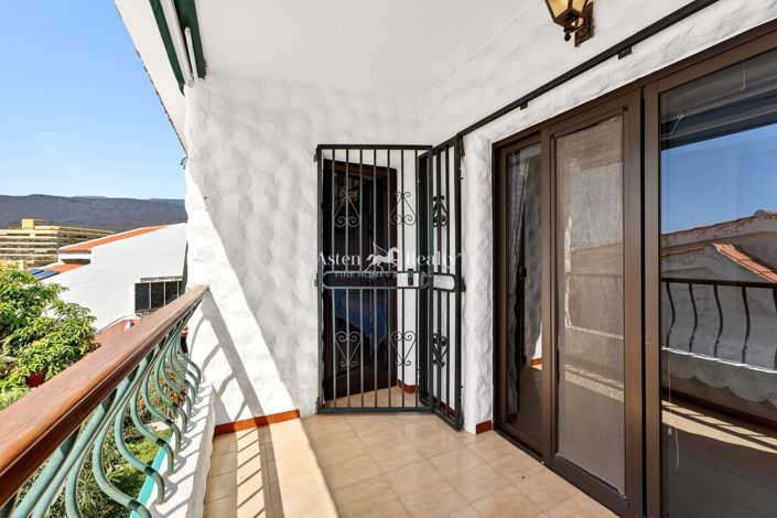 Image No.23-4 Bed House for sale