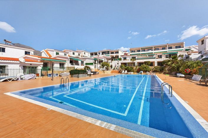 Image No.25-4 Bed House for sale