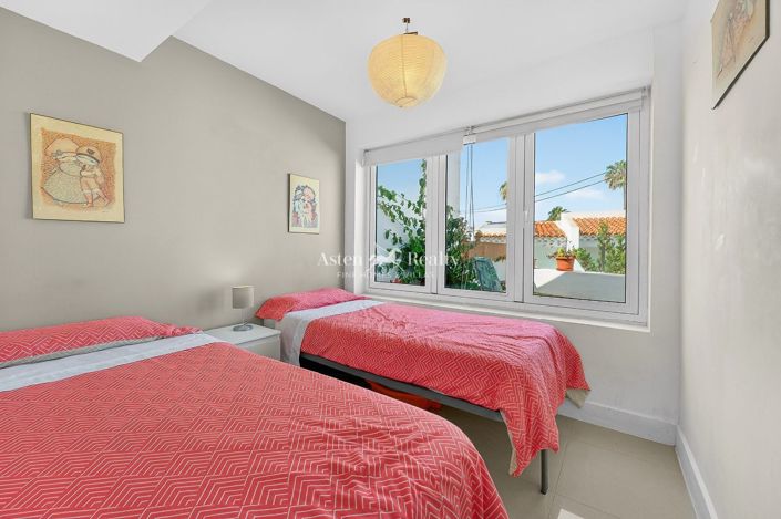 Image No.9-3 Bed Apartment for sale