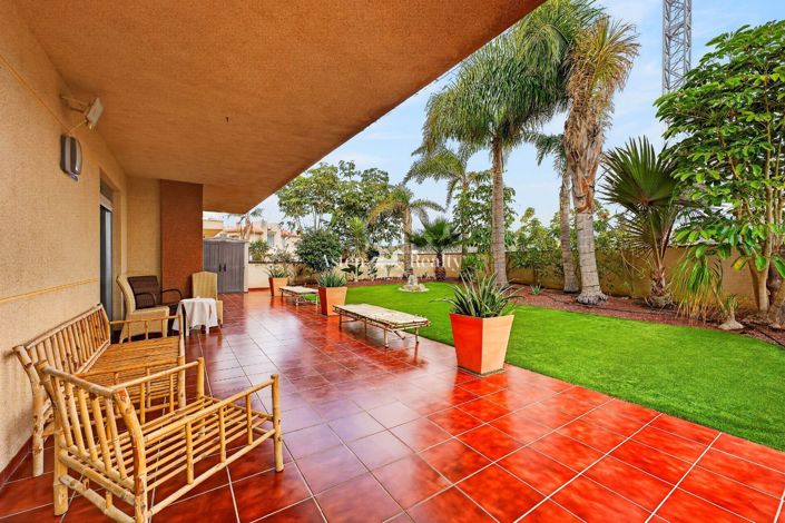 Image No.3-3 Bed Flat for sale