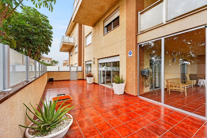 Image No.4-3 Bed Flat for sale