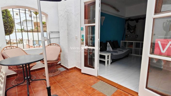 Image No.10-Studio for sale