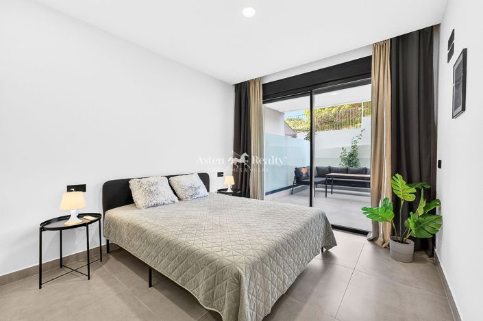 Image No.13-2 Bed Apartment for sale