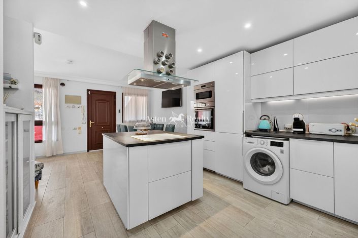 Image No.12-3 Bed Penthouse for sale