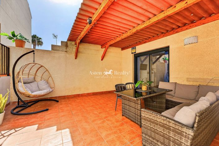 Image No.12-2 Bed Flat for sale
