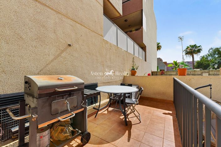 Image No.13-2 Bed Flat for sale