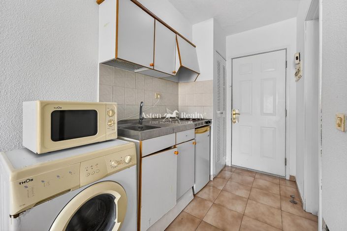 Image No.10-1 Bed Studio for sale