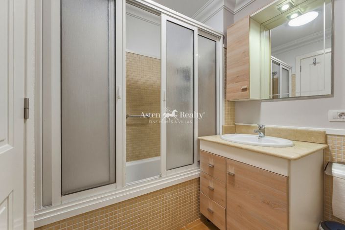 Image No.15-3 Bed Apartment for sale